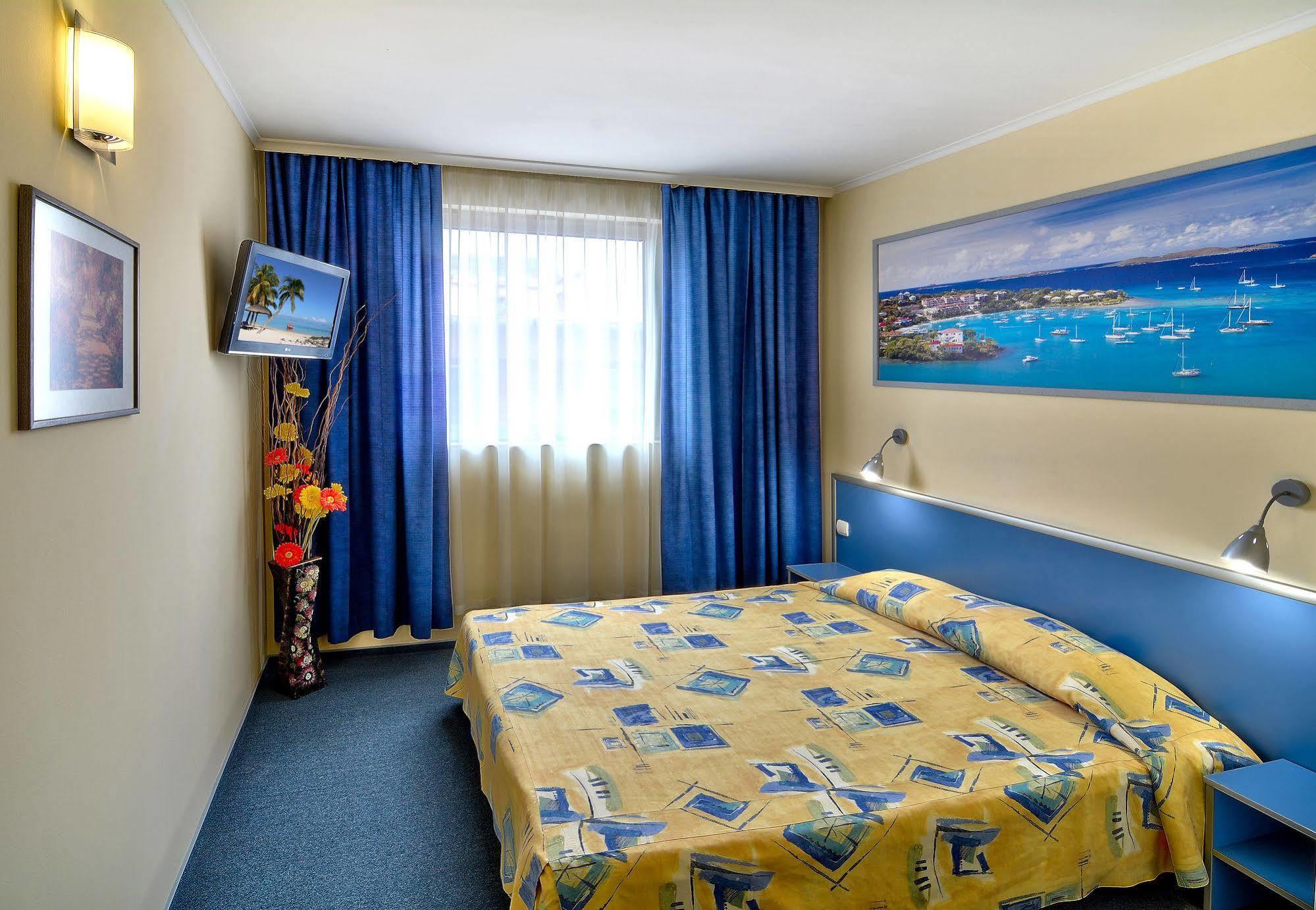 Aqua Hotel Varna Extérieur photo